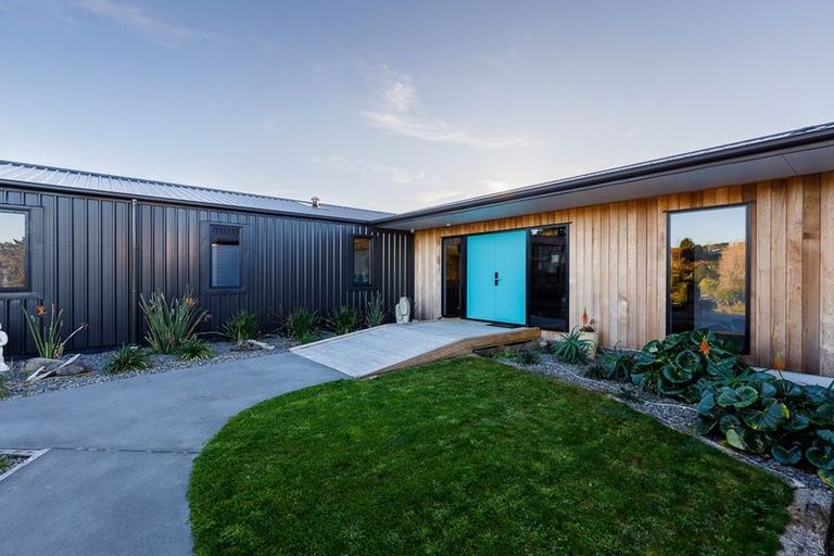 Photo of property in 527 Frankley Road, Hurworth, New Plymouth, 4371