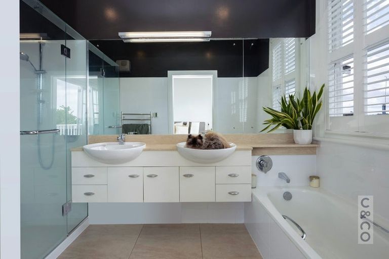 Photo of property in 25 George Street, Riverhead, 0820