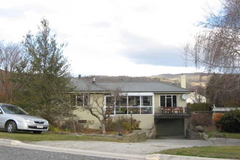 Photo of property in 4 Royal Terrace, Alexandra, 9320