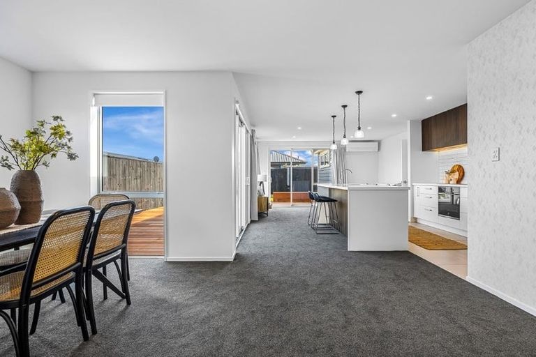 Photo of property in 33 Timara Crescent, Marshland, Christchurch, 8083