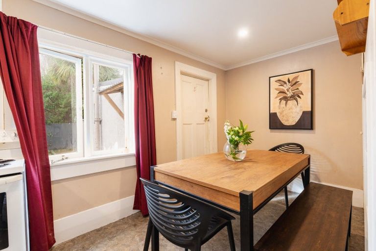 Photo of property in 10 Cashel Street, South Dunedin, Dunedin, 9012