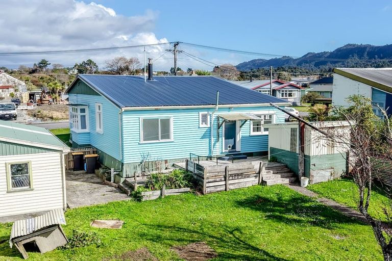 Photo of property in 28 Mills Street, Runanga, 7803