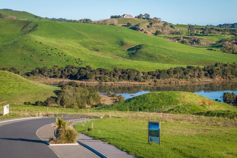 Photo of property in 8 Rereahu Street, Raglan, 3225