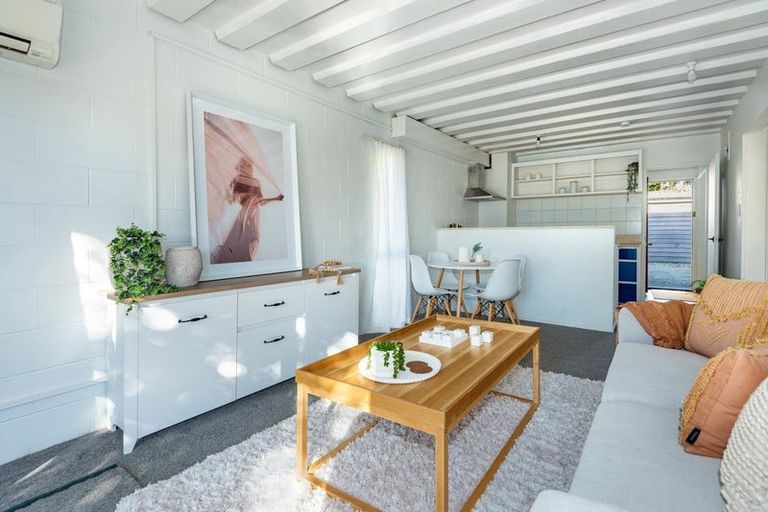 Photo of property in 1/273 Riccarton Road, Upper Riccarton, Christchurch, 8041