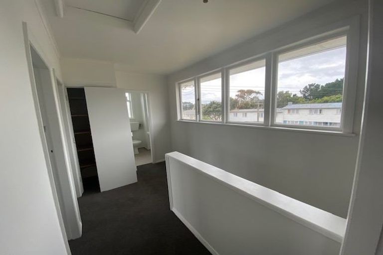 Photo of property in 24-30 Cheshire Street, Cannons Creek, Porirua, 5024
