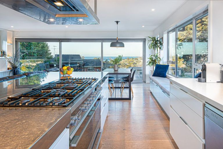 Photo of property in 1/4 Theodora Place, Mairangi Bay, Auckland, 0630