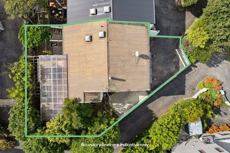 Photo of property in 2/8 City View Terrace, Birkenhead, Auckland, 0626