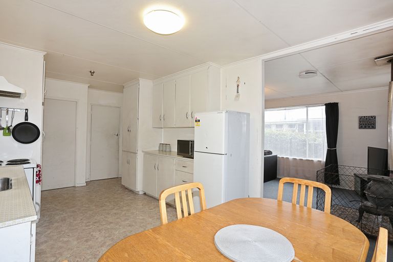 Photo of property in 64 Lauder Crescent, Heidelberg, Invercargill, 9812