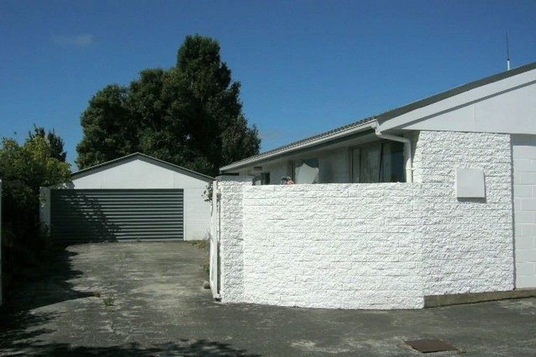 Photo of property in 2/58 Hounslow Street, Ilam, Christchurch, 8041