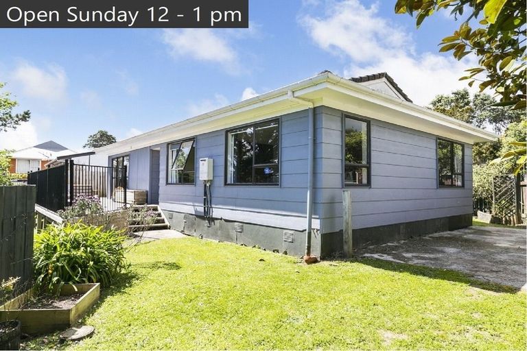 Photo of property in 26 Tobago Crescent, Grenada North, Wellington, 5028