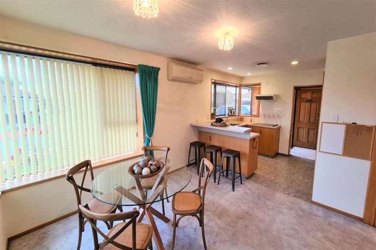 Photo of property in 19 Dumfries Drive, Hei Hei, Christchurch, 8042