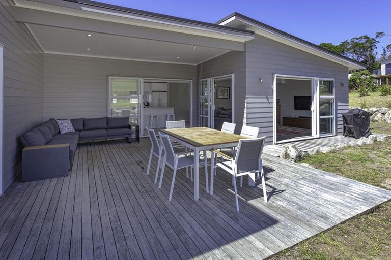 Photo of property in 5 Ross Place, Whiritoa, Whangamata, 3691