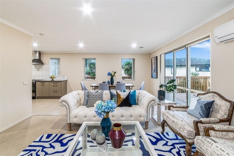 Photo of property in 46b Roick Parade, Glen Eden, Auckland, 0602