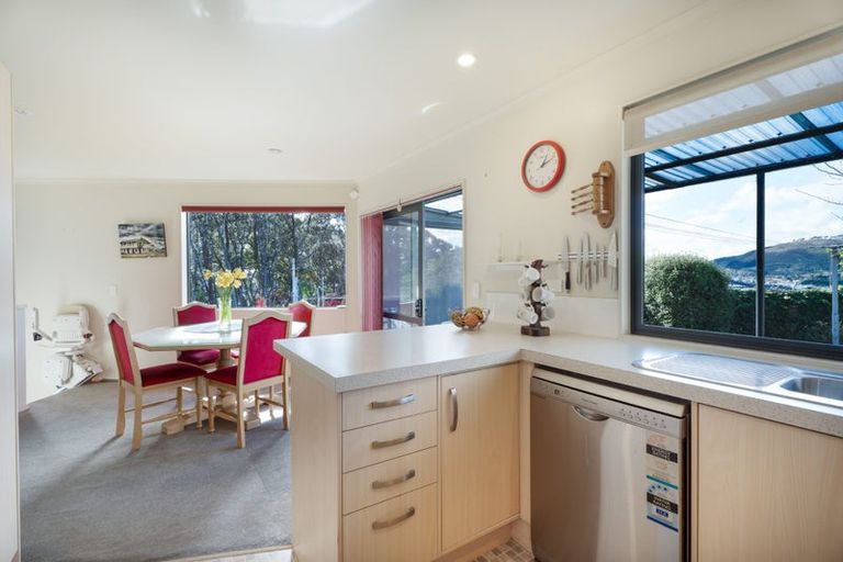 Photo of property in 1a Chester Road, Tawa, Wellington, 5028