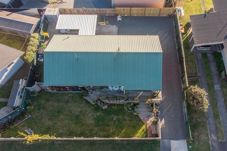 Photo of property in 113 Aquarius Drive, Kawaha Point, Rotorua, 3010