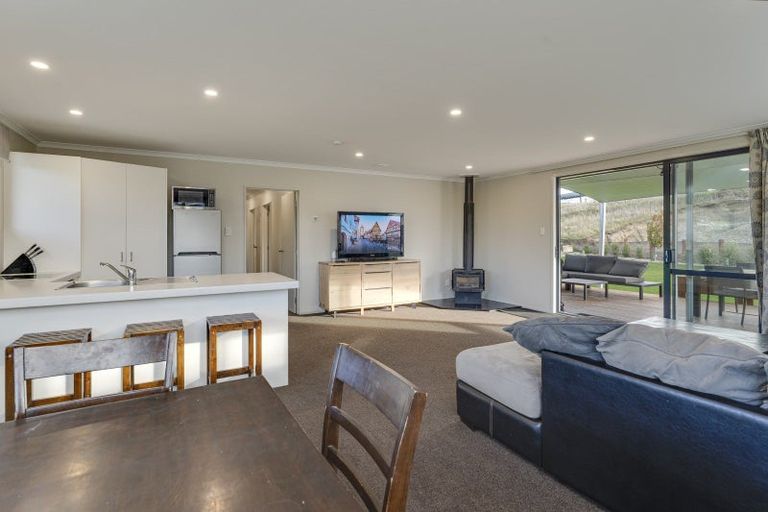 Photo of property in 21 Missy Crescent, Mount Pisa, Cromwell, 9383