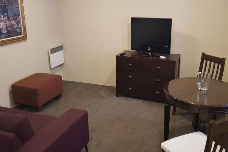 Photo of property in Orchard Cottages, 312/6 Point Road, Monaco, Nelson, 7011