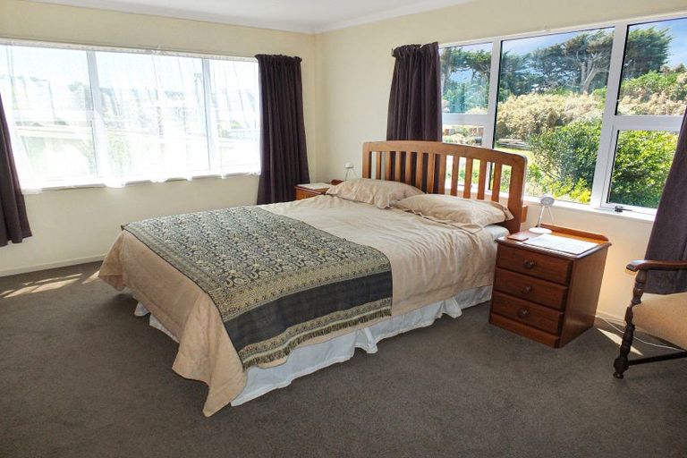 Photo of property in 31 Nash Parade, Foxton Beach, Foxton, 4815