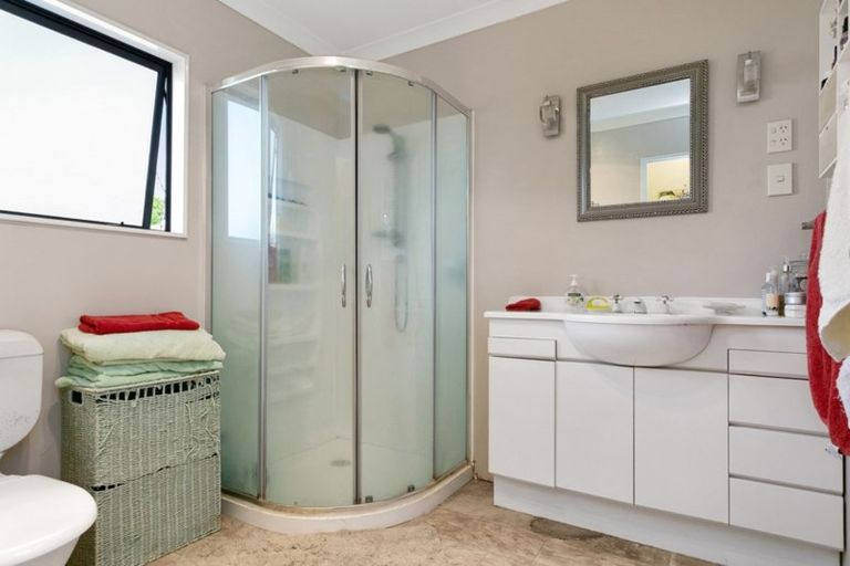 Photo of property in 7 Mahood Street, Tirau, 3410