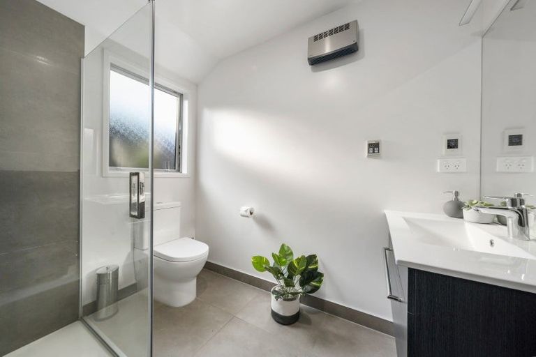 Photo of property in 8 Whincops Road, Halswell, Christchurch, 8025