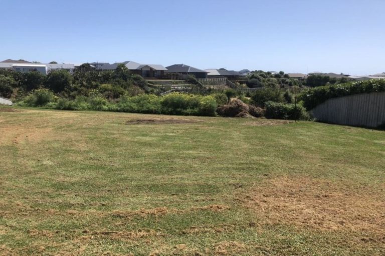 Photo of property in 18a Jules Crescent, Bell Block, New Plymouth, 4312