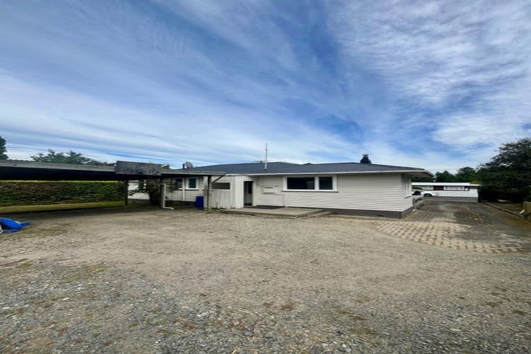 Photo of property in 28 Charles Road, Hannahs Bay, Rotorua, 3010