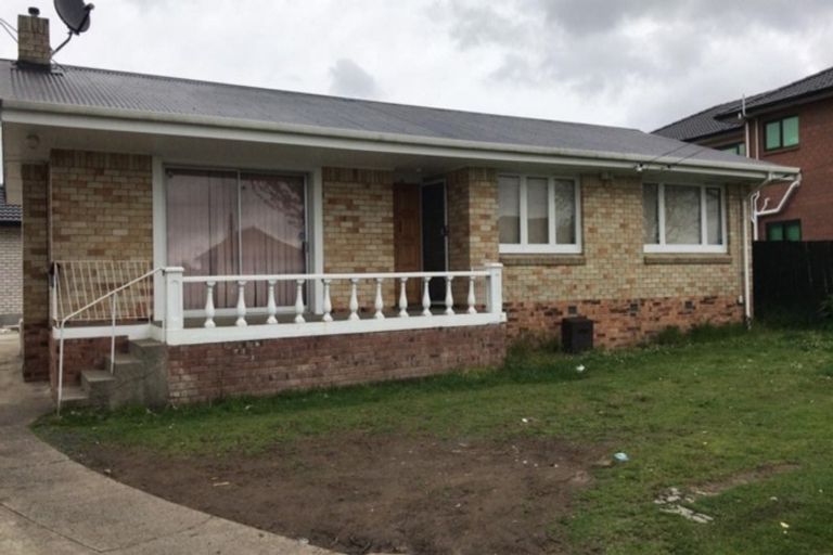 Photo of property in 4 Milton Road, Papatoetoe, Auckland, 2024