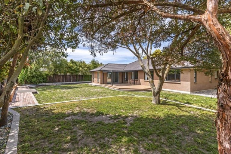 Photo of property in 94 Palmers Road, New Brighton, Christchurch, 8083