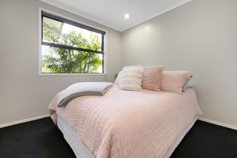 Photo of property in 45 Teal Place, Pyes Pa, Tauranga, 3112