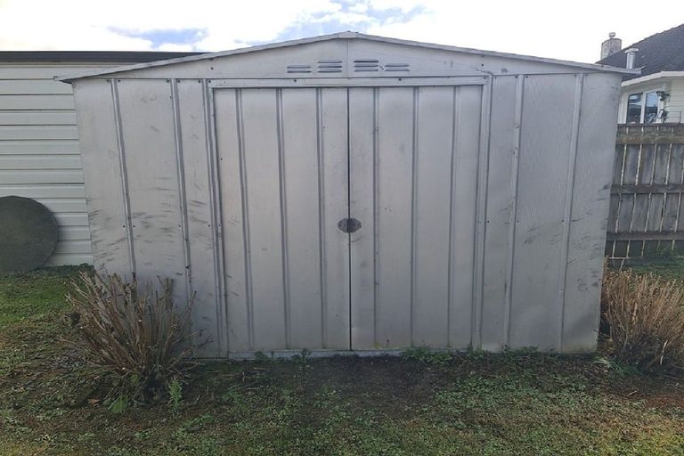 Photo of property in 27 Holland Crescent, Bulls, 4818