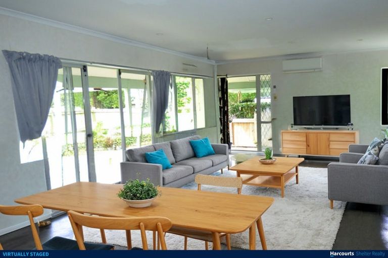 Photo of property in 4 Glenarden Way, Ranui, Auckland, 0612