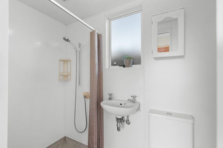 Photo of property in 184 Withells Road, Avonhead, Christchurch, 8042