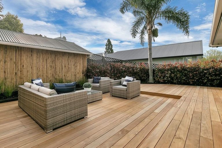 Photo of property in 1/4 Denby Lane, Northcote Point, Auckland, 0627