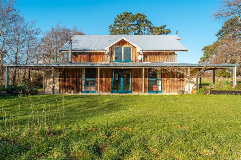 Photo of property in 106 Longwood Road East, South Featherston, Featherston, 5771