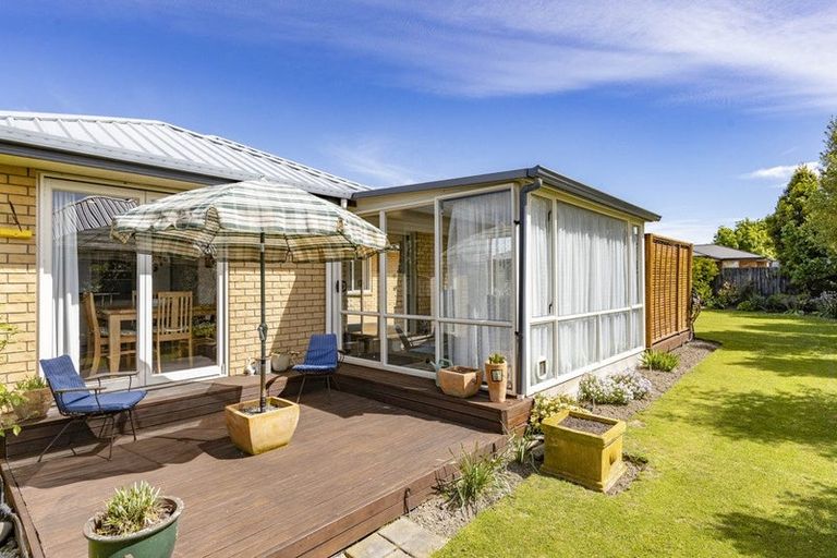 Photo of property in 16 Chamberlain Lane, Rangiora, 7400