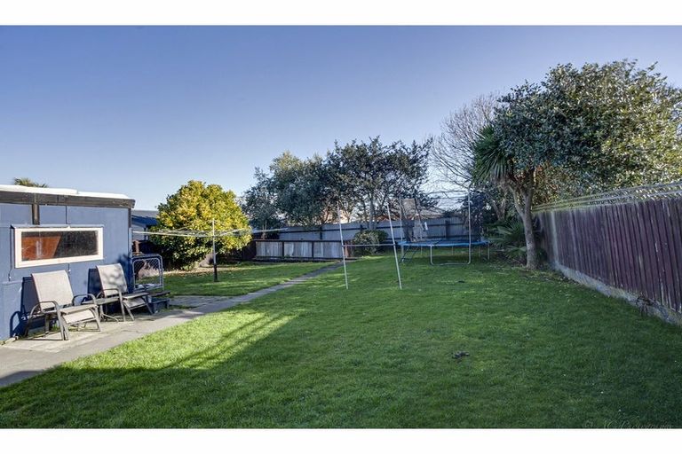 Photo of property in 69 Cain Street, Parkside, Timaru, 7910