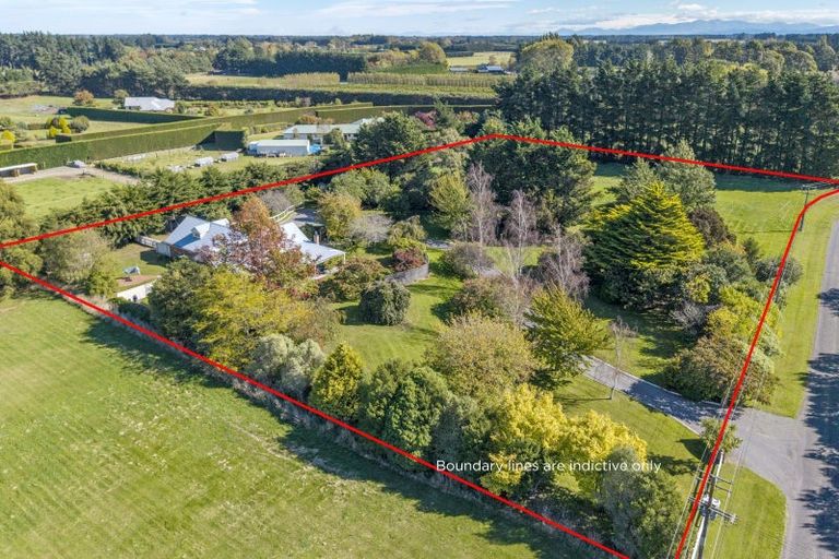 Photo of property in 31 Whitewood Crescent, West Melton, Christchurch, 7675