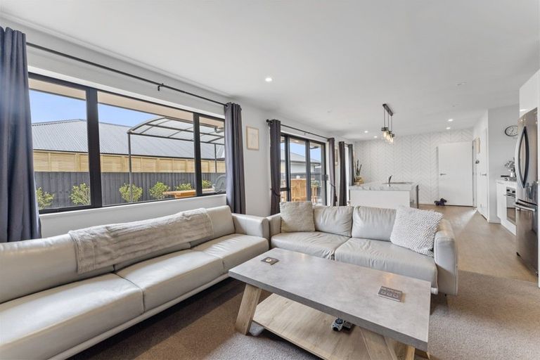 Photo of property in 4 Fearne Drive, Woodend, 7610