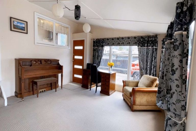 Photo of property in 8 May Road, Mangakakahi, Rotorua, 3015