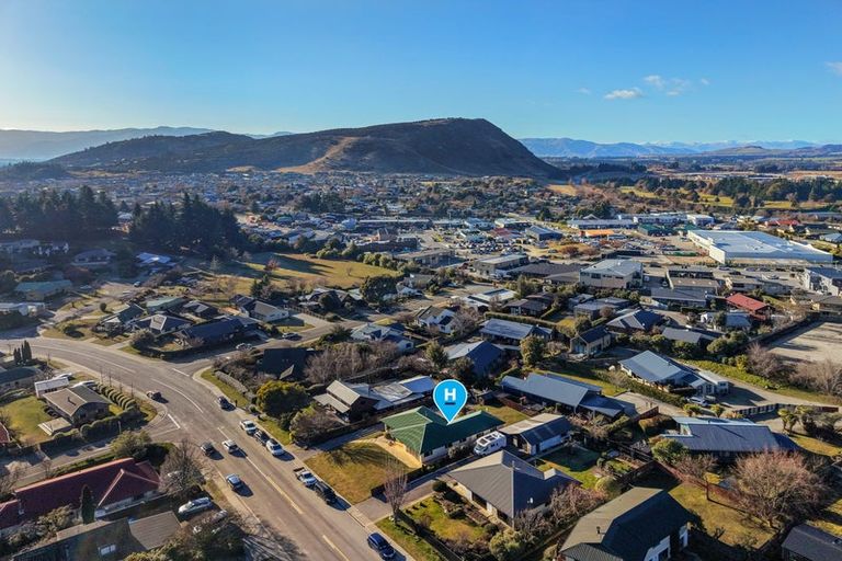 Photo of property in 7 Kings Drive, Wanaka, 9305