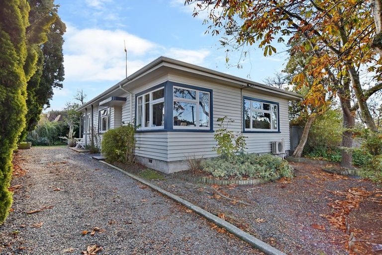 Photo of property in 35 Birchfield Avenue, Dallington, Christchurch, 8061