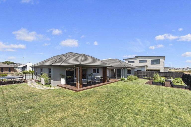 Photo of property in 32 Glaisdale Crescent, Flagstaff, Hamilton, 3210