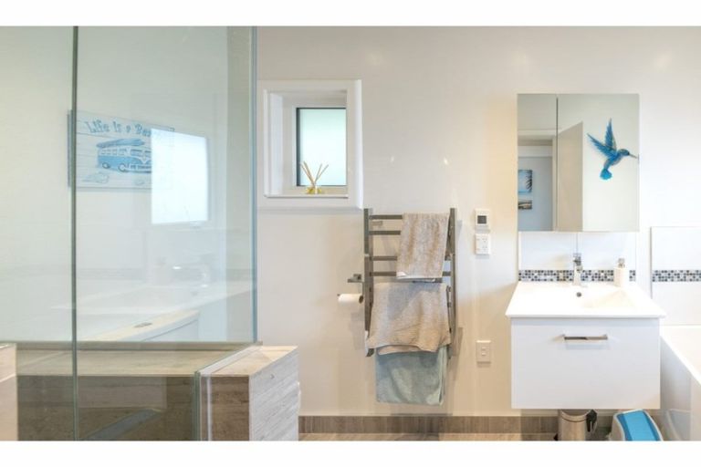 Photo of property in 120 Pine Avenue, South New Brighton, Christchurch, 8062