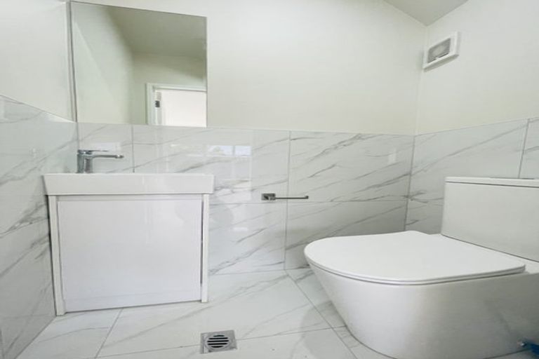 Photo of property in 1/49 Gloucester Road, Manurewa, Auckland, 2102