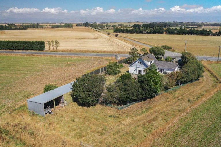 Photo of property in 93 Waimate Highway, Saint Andrews, Timaru, 7971