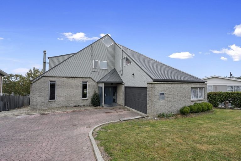 Photo of property in 4 Aotea Crescent, Gore, 9710