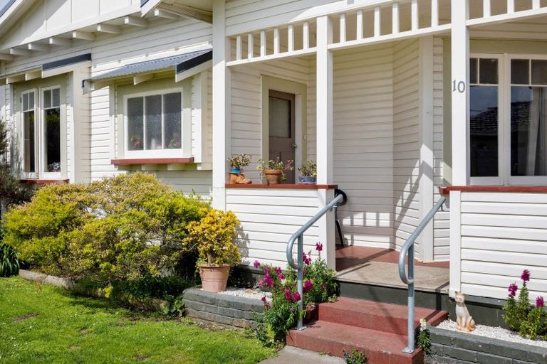 Photo of property in 10 Morrissey Street, Hawera, 4610