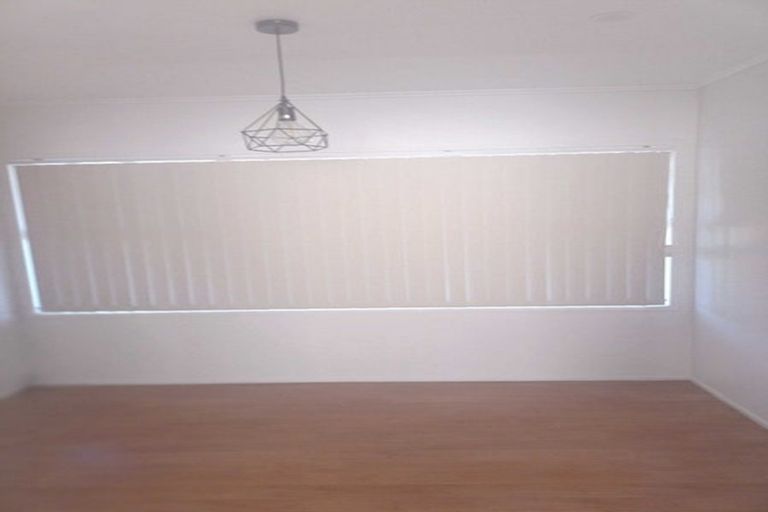 Photo of property in 66 Sunlands Drive, Manurewa, Auckland, 2102