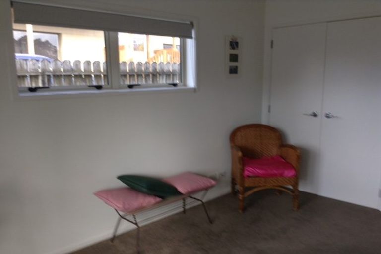 Photo of property in 1409 Whangaparaoa Road, Army Bay, Whangaparaoa, 0930