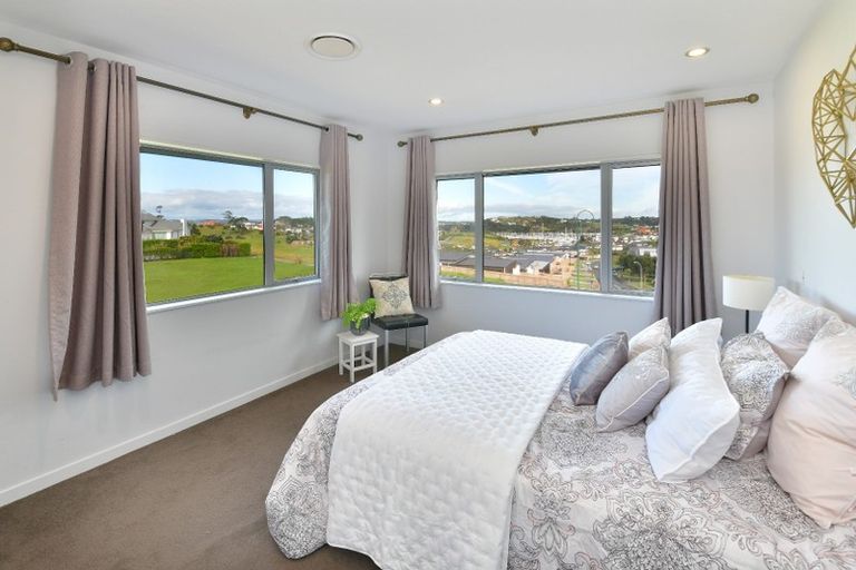 Photo of property in 2 Palm View Terrace, Gulf Harbour, Whangaparaoa, 0930